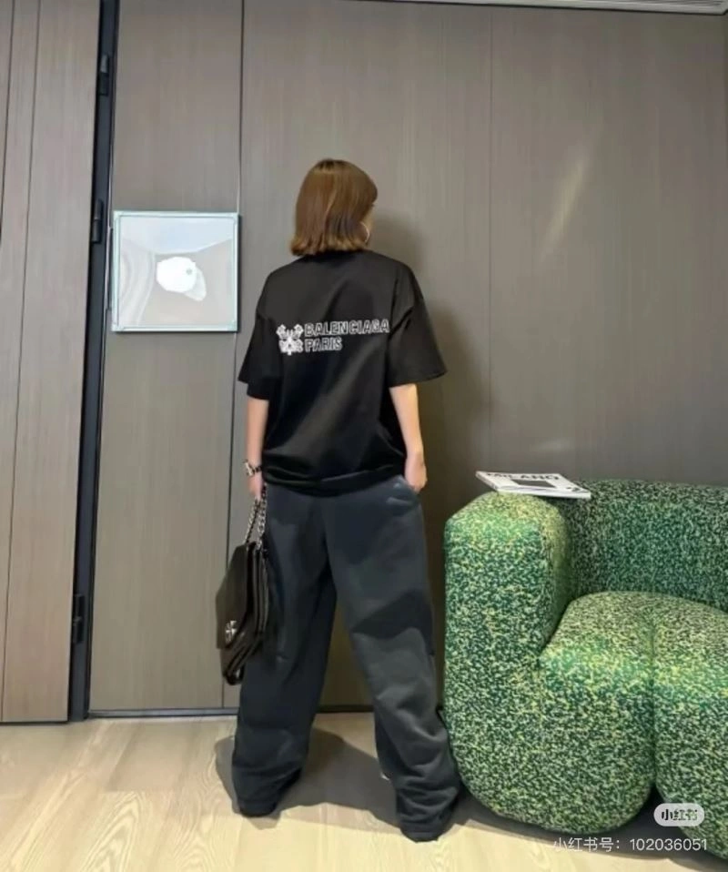 Compact Balenciaga T-Shirts 98313