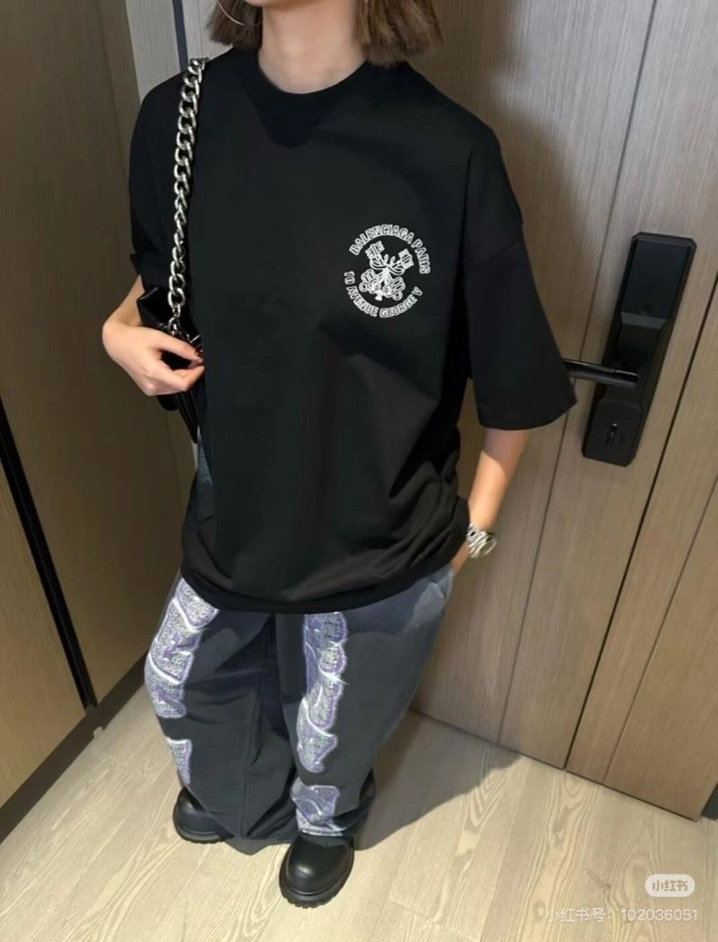 Compact Balenciaga T-Shirts 98313
