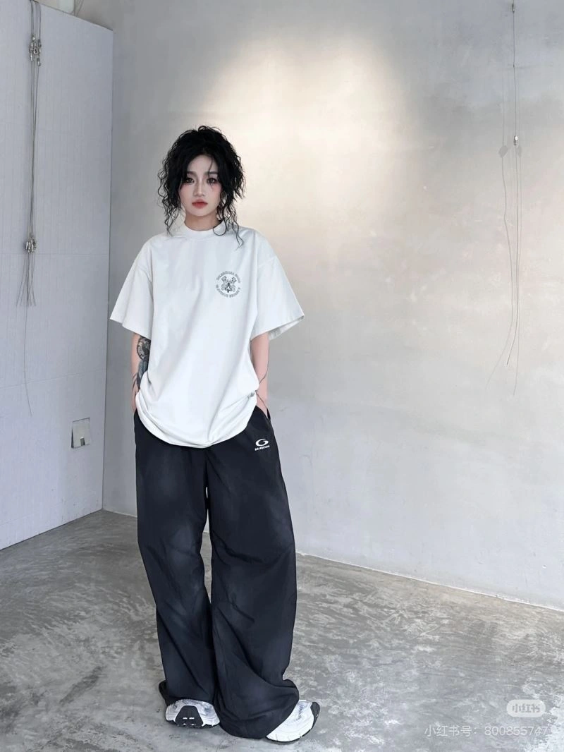 Compact Balenciaga T-Shirts 98313