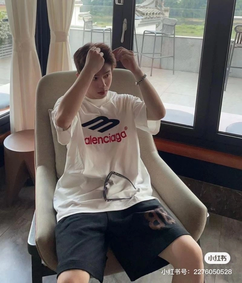 Balenciaga T-Shirts Popular 98286