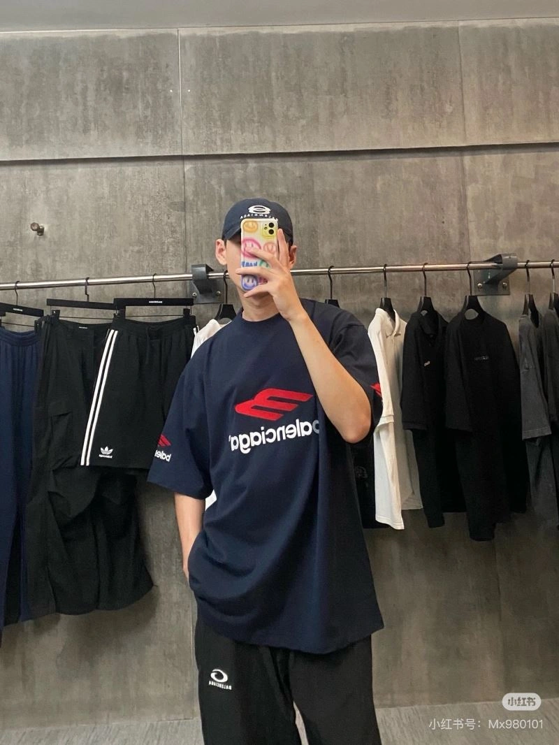 Balenciaga T-Shirts Popular 98286