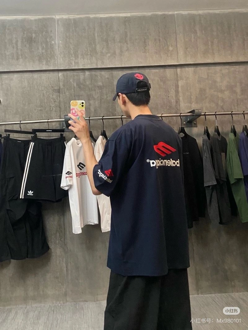 Balenciaga T-Shirts Popular 98286