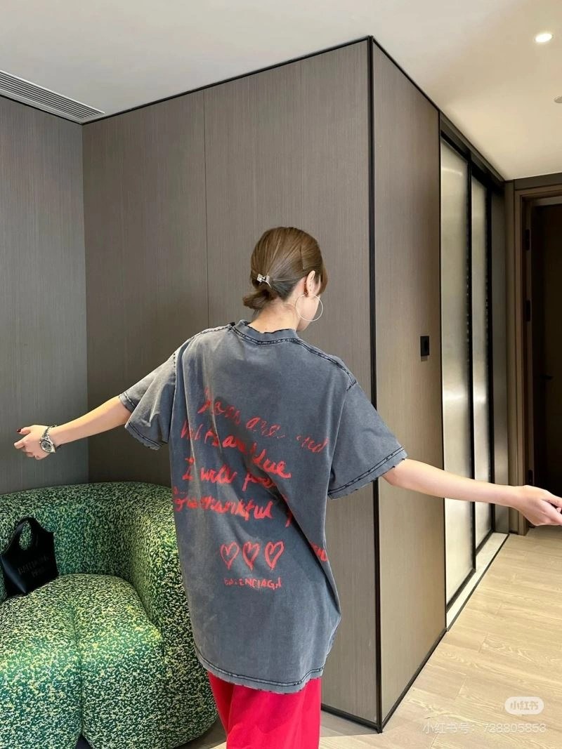 ComfortFit Balenciaga T-Shirts 98378