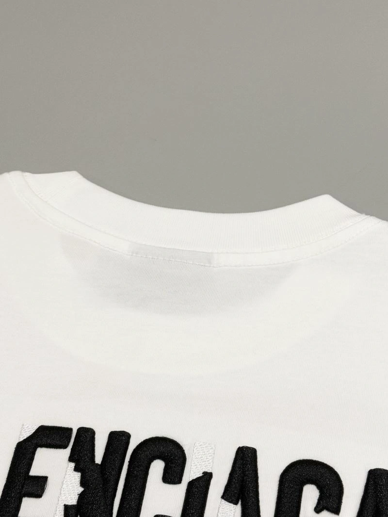 Balenciaga T-Shirts Sleek 98269