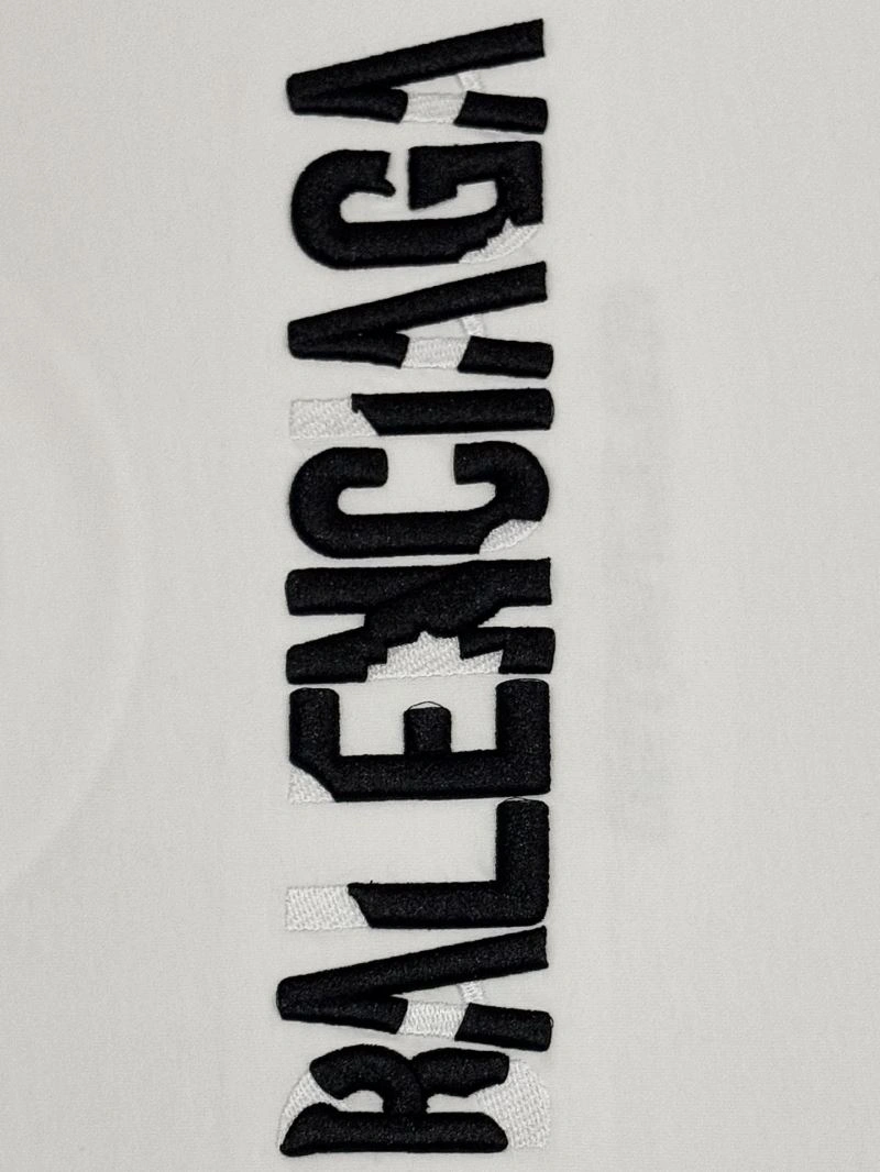 Balenciaga T-Shirts Sleek 98269