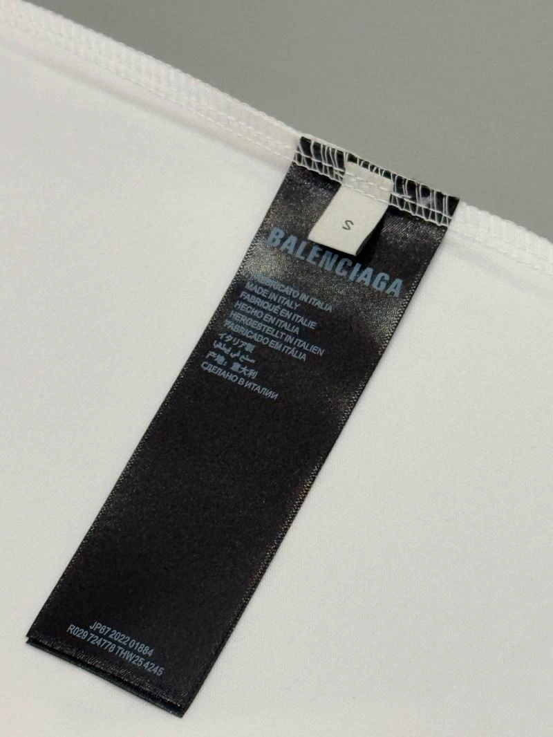 Balenciaga T-Shirts Sleek 98269