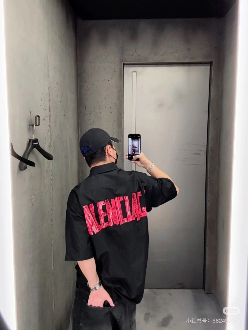 TechFriendly Balenciaga T-Shirts 98409