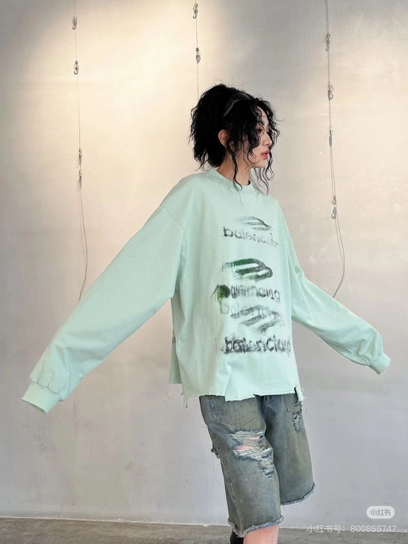 UrbanChic Balenciaga T-Shirts 98266