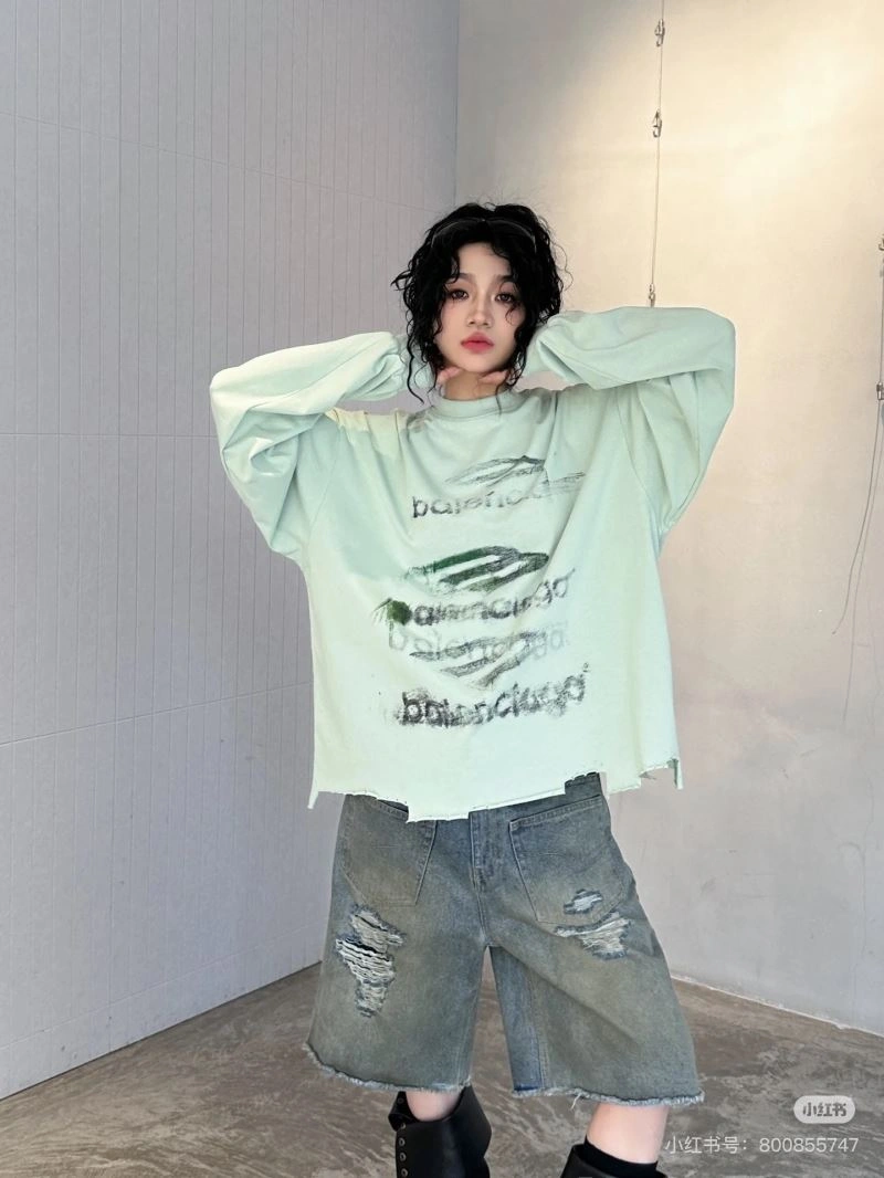 UrbanChic Balenciaga T-Shirts 98266