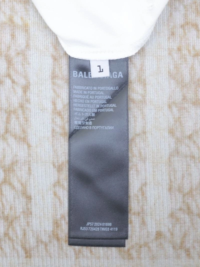 Flexible Balenciaga T-Shirts 98260