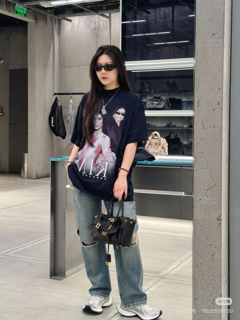 Colorful Balenciaga T-Shirts 98294