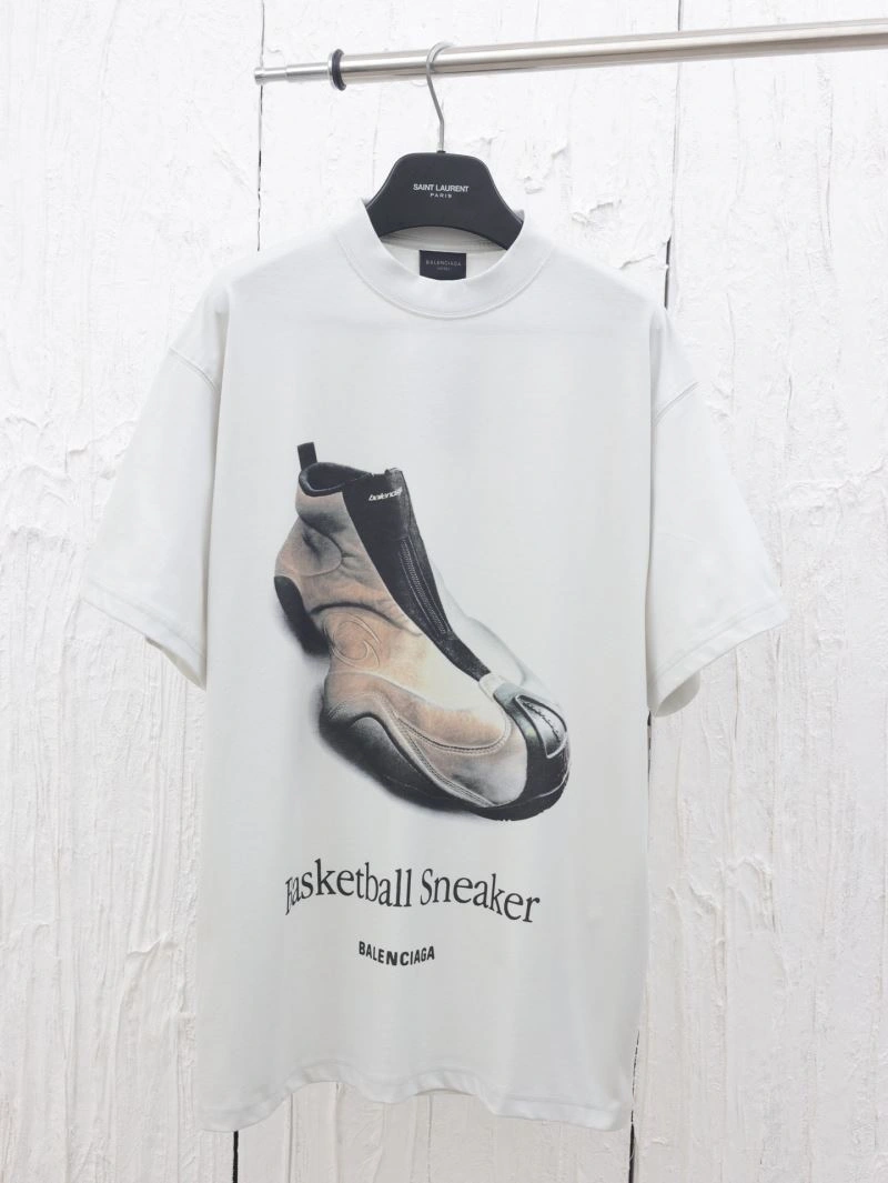 Attractive Balenciaga T-Shirts 98332