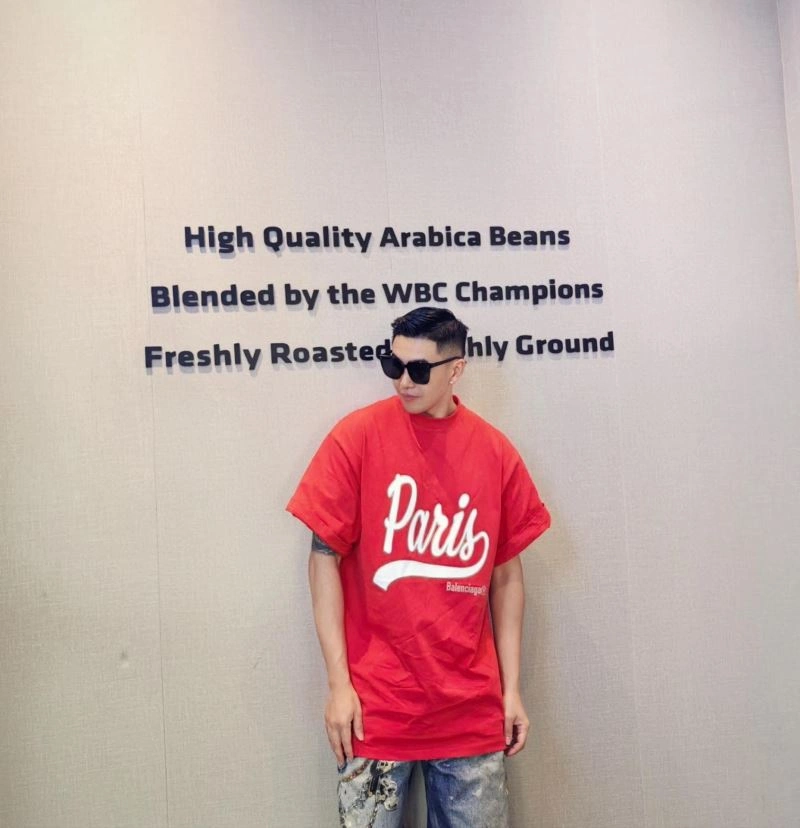 Reliable Balenciaga T-Shirts 98257