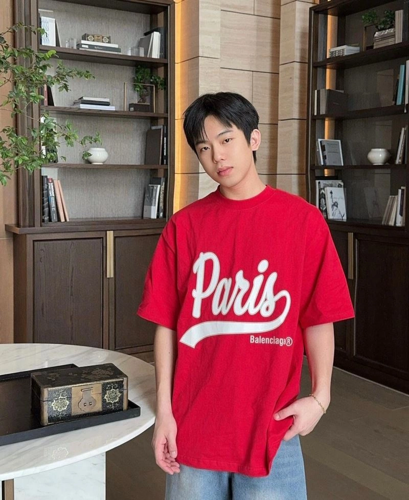 Reliable Balenciaga T-Shirts 98257