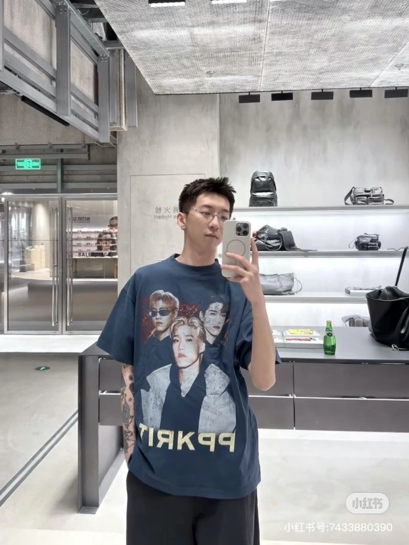 UrbanStyle Balenciaga T-Shirts 98258