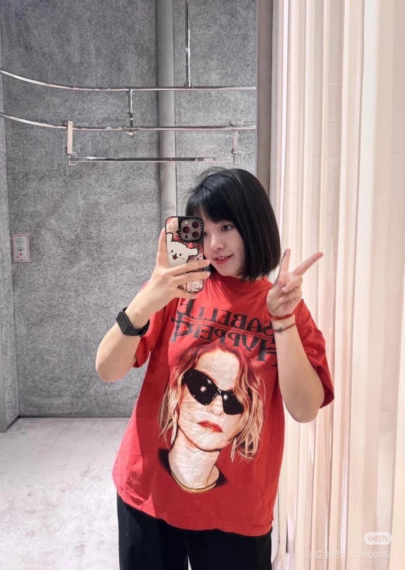 FashionForward Balenciaga T-Shirts 98326