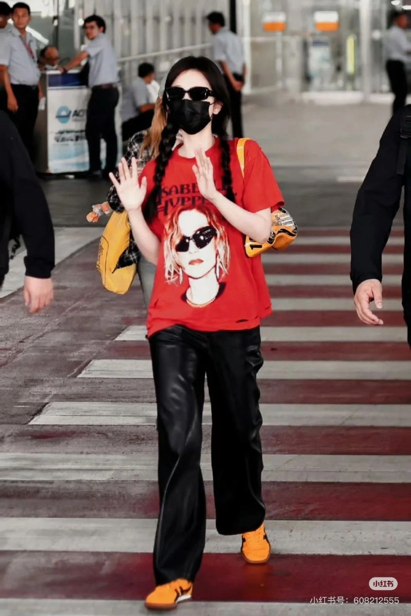 FashionForward Balenciaga T-Shirts 98326