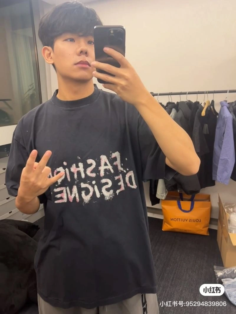 Balenciaga T-Shirts MultiPurpose 98246