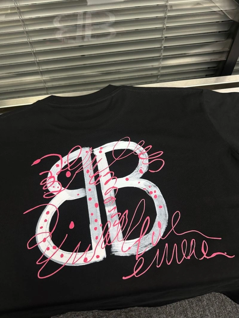 WaterResistant Balenciaga T-Shirts 96546