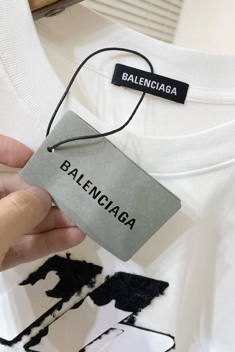 FlexibleFit Balenciaga T-Shirts 98866