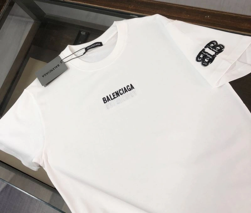 Attractive Balenciaga T-Shirts 98784