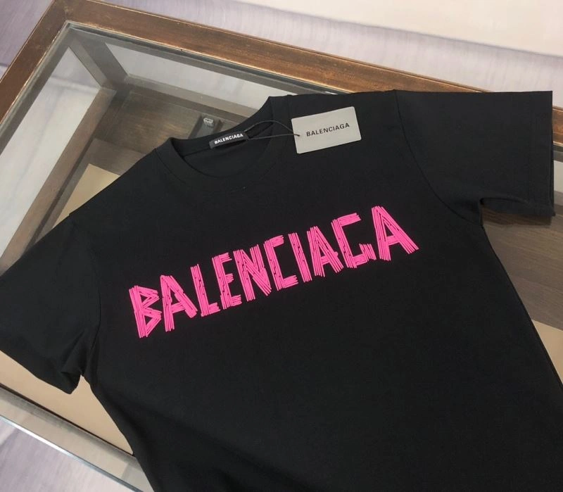 Elegant Balenciaga T-Shirts 98779