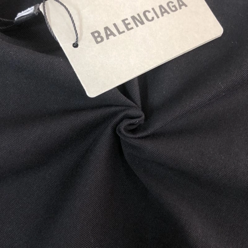 Balenciaga T-Shirts UrbanChic 98763