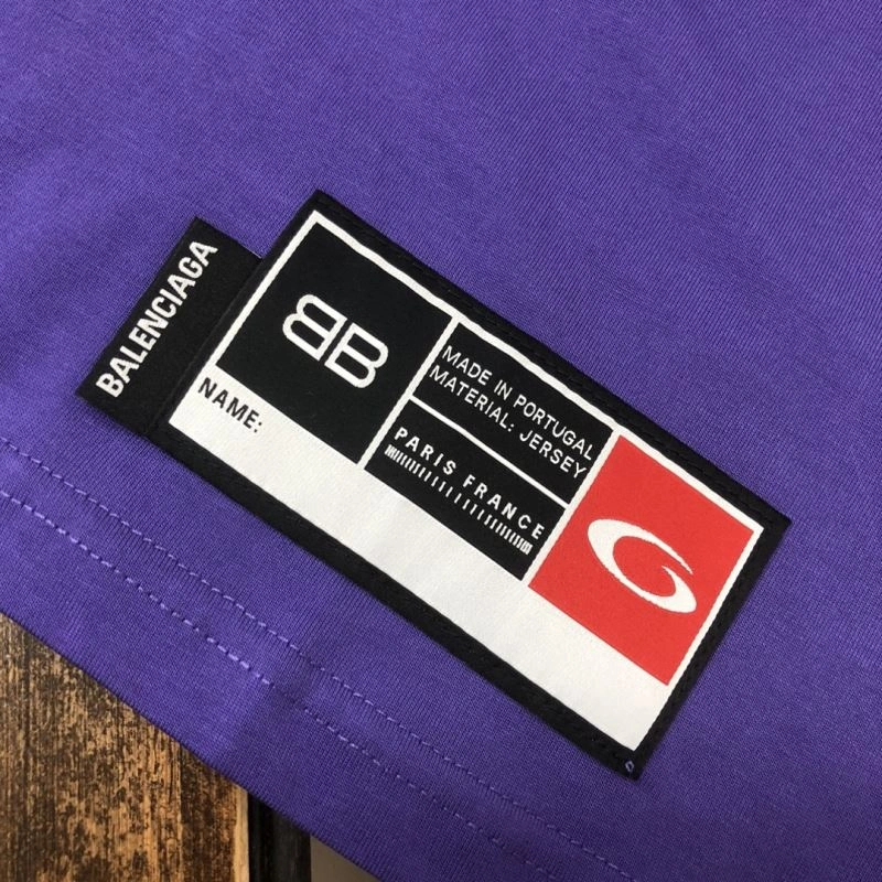 Practical Balenciaga T-Shirts 98749