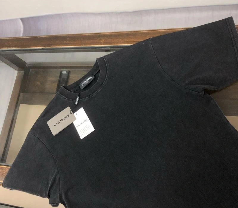 FlexibleFit Balenciaga T-Shirts 98743