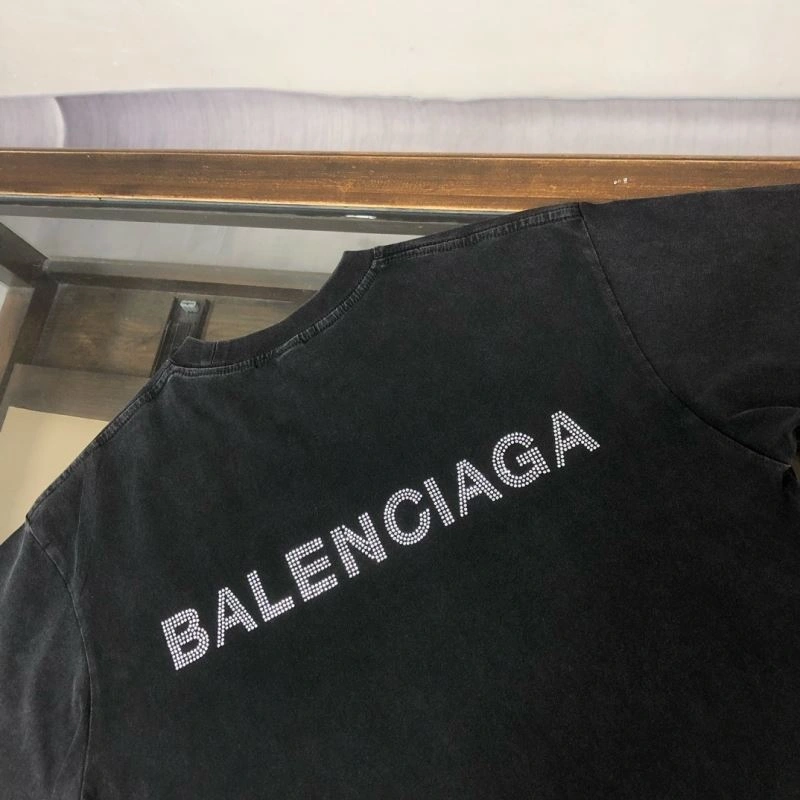 FlexibleFit Balenciaga T-Shirts 98743