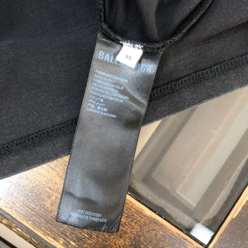 Balenciaga T-Shirts Vibrant 98731