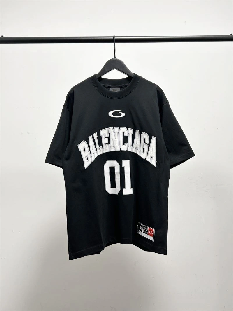 Lightweight Balenciaga T-Shirts 98124