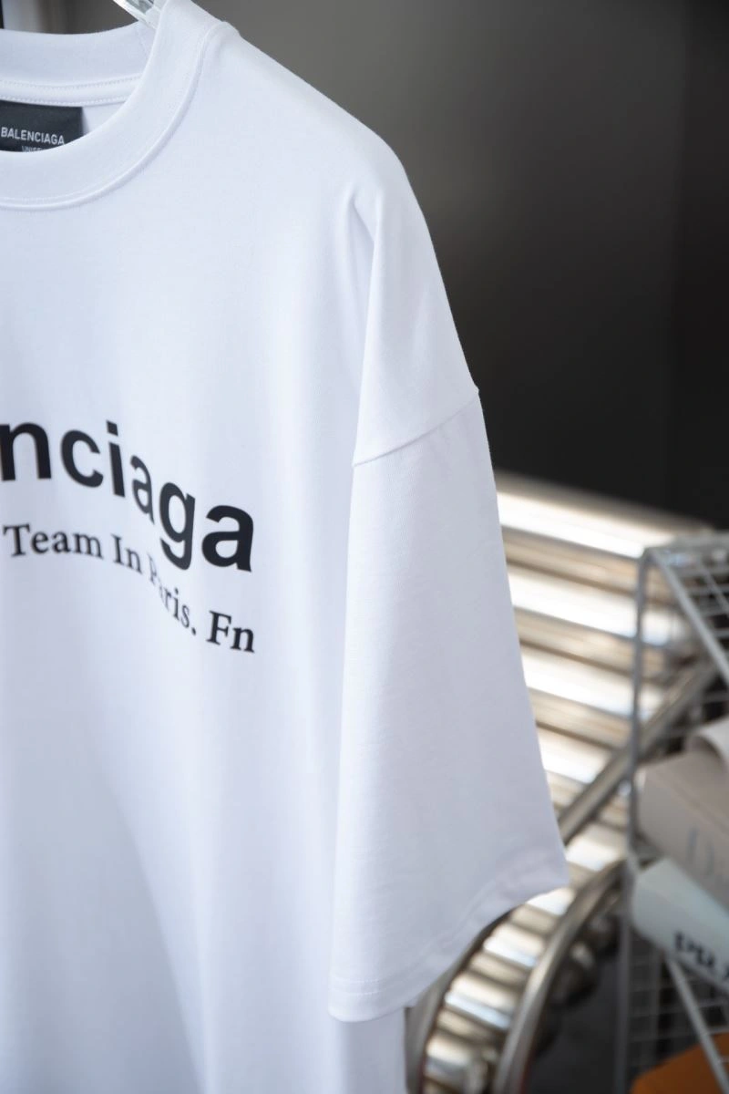 Balenciaga T-Shirts Sleek 98096