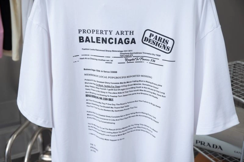 Balenciaga T-Shirts Sleek 98096