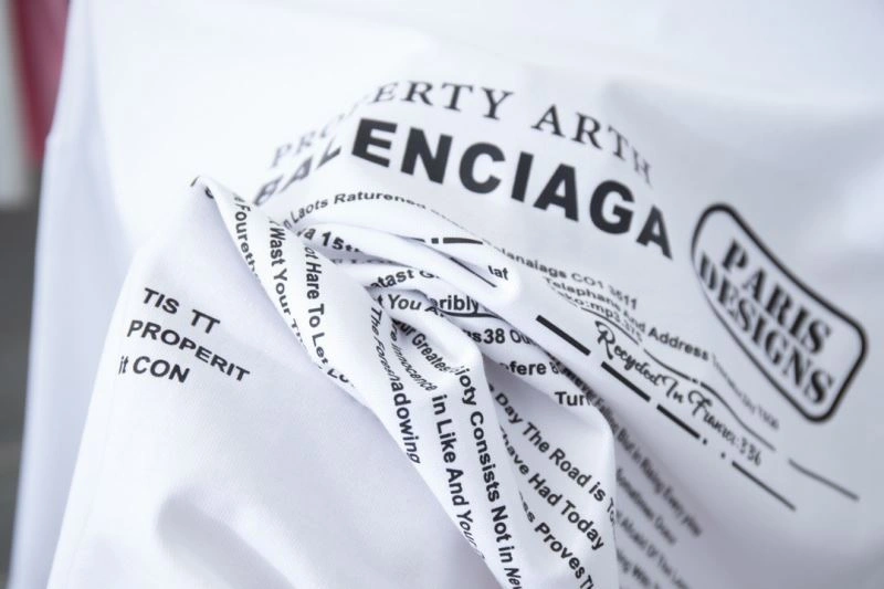 Balenciaga T-Shirts Sleek 98096
