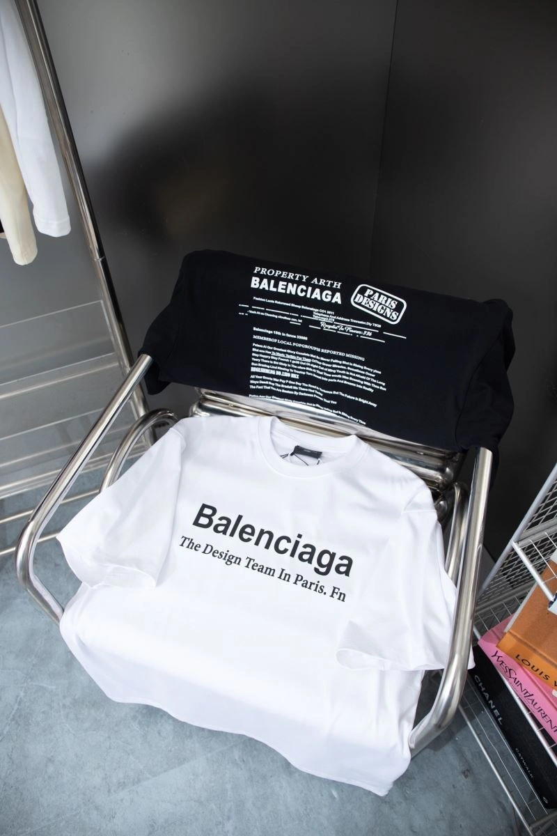 Balenciaga T-Shirts Sleek 98096