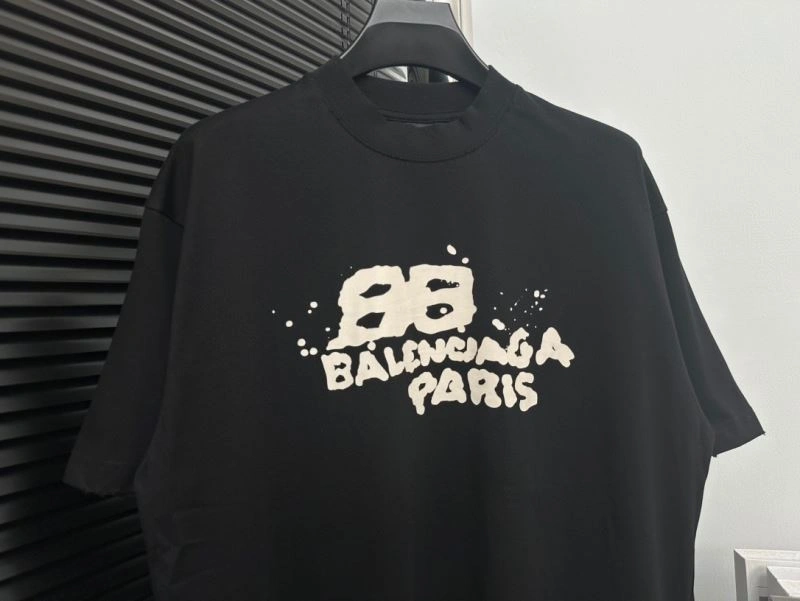 Supportive Balenciaga T-Shirts 98100