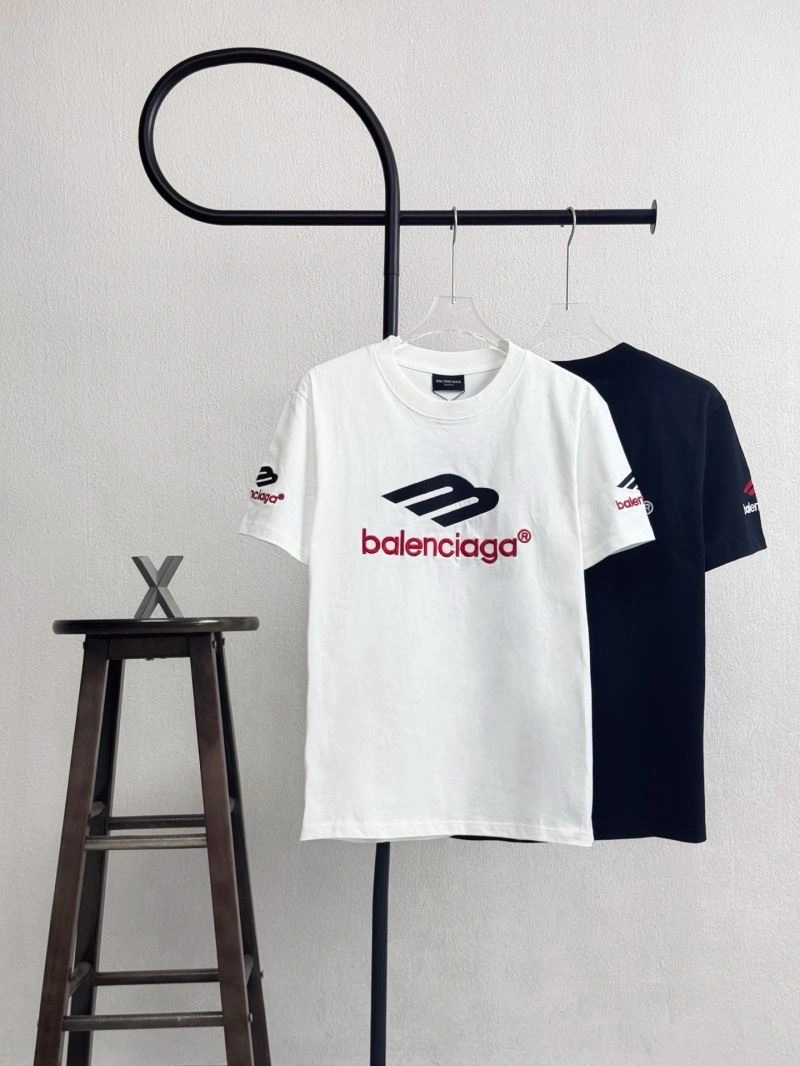 Vibrant Balenciaga T-Shirts 98077