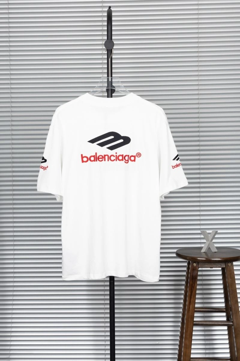 Vibrant Balenciaga T-Shirts 98077