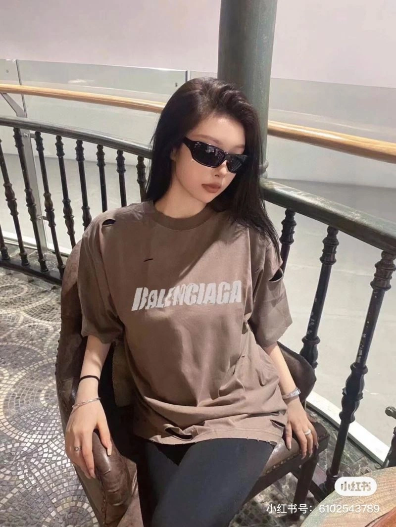 Balenciaga T-Shirts Modern 98045