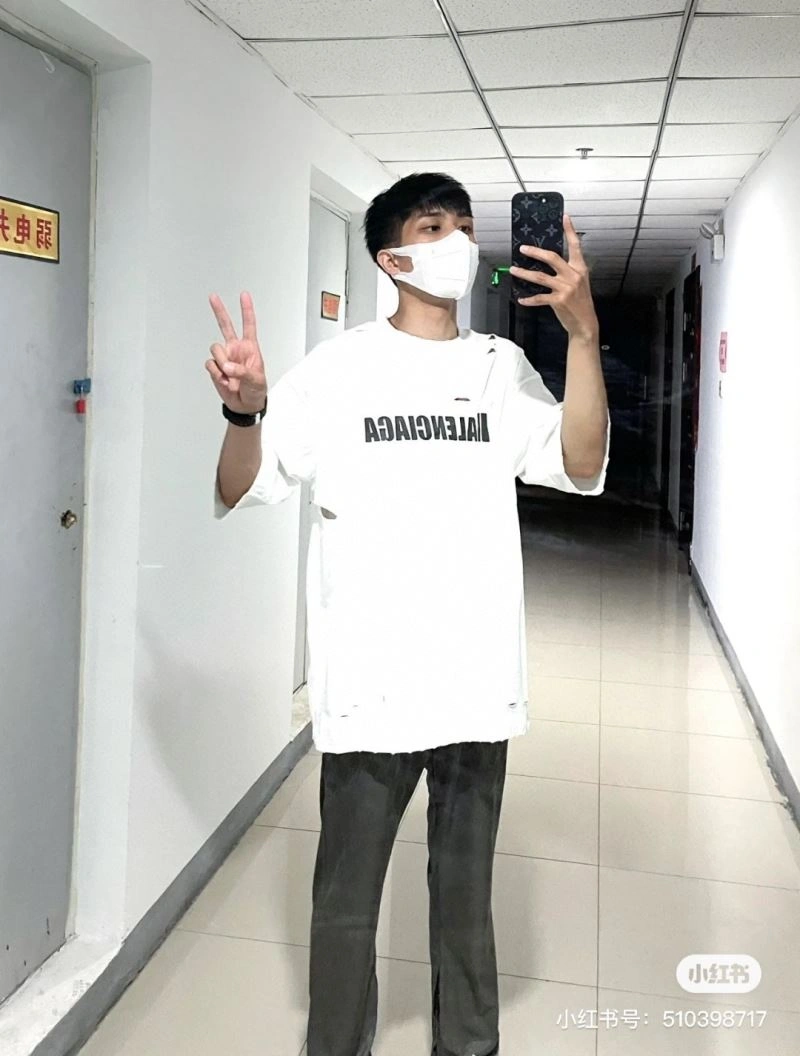 Balenciaga T-Shirts Modern 98045