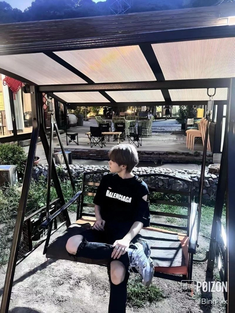 Balenciaga T-Shirts Modern 98045