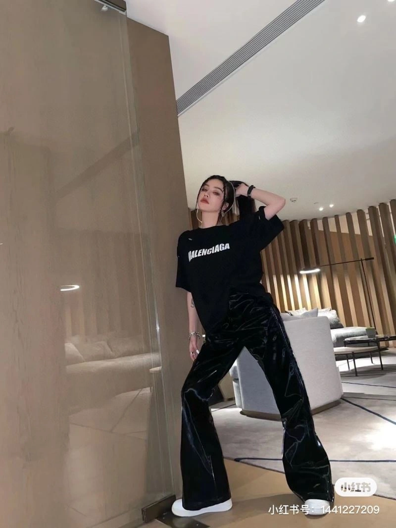 Balenciaga T-Shirts Modern 98045