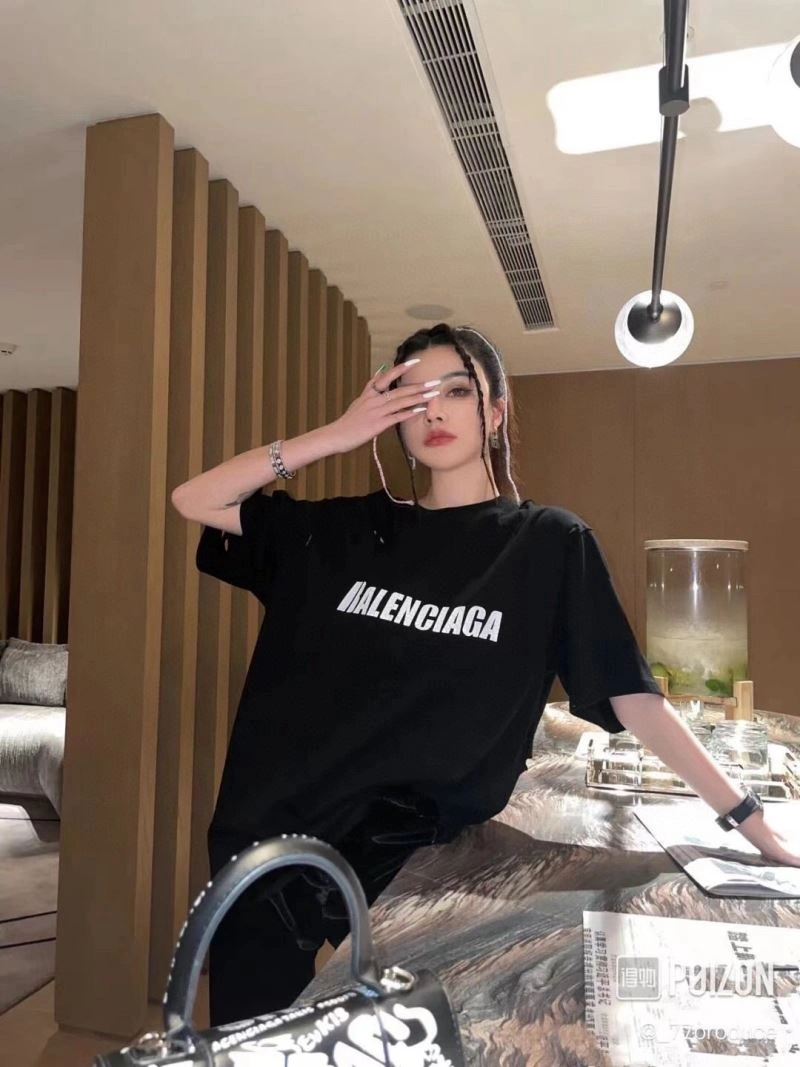 Balenciaga T-Shirts Modern 98045