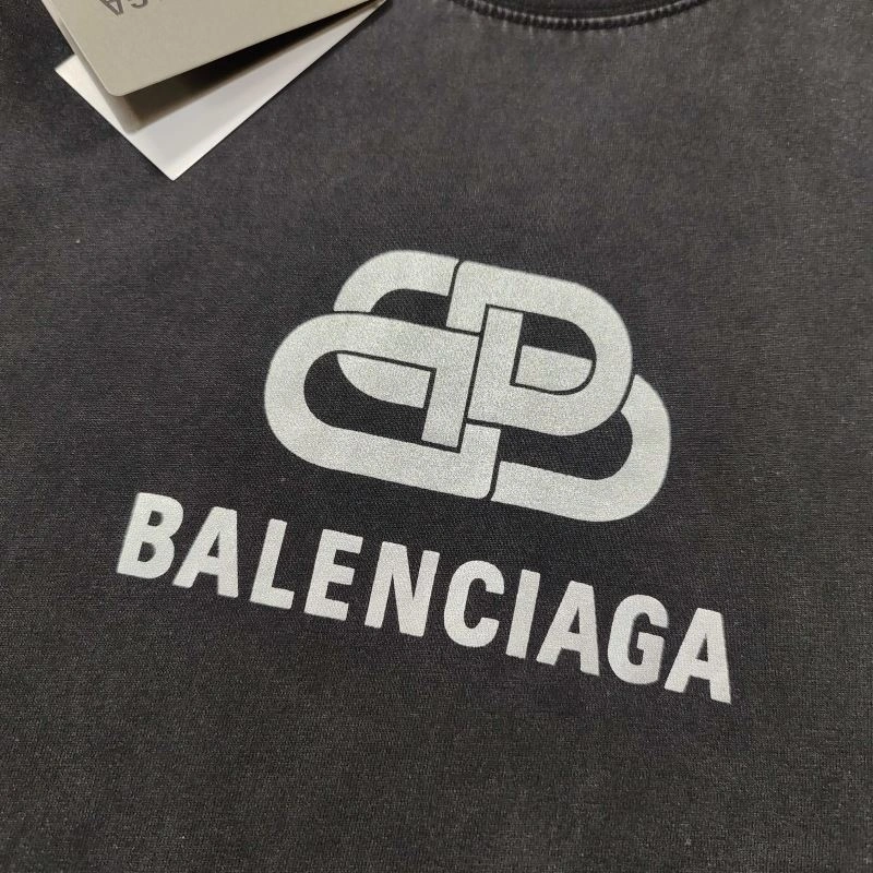 Balenciaga T-Shirts ComfortFit 98039