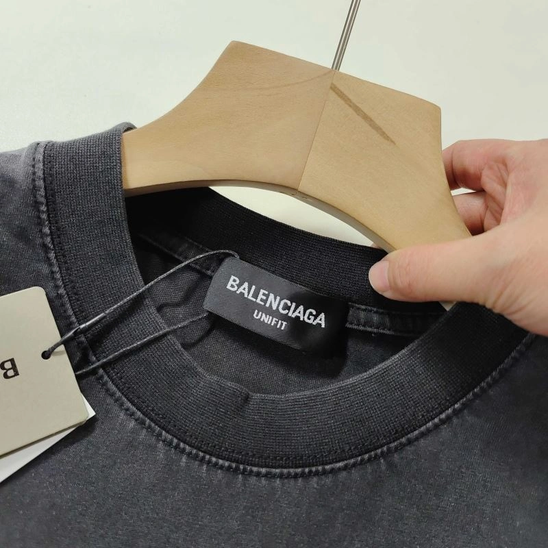 Balenciaga T-Shirts ComfortFit 98039
