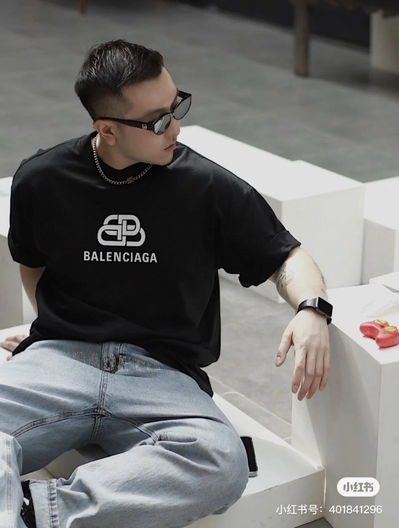 Durable Balenciaga T-Shirts 98046