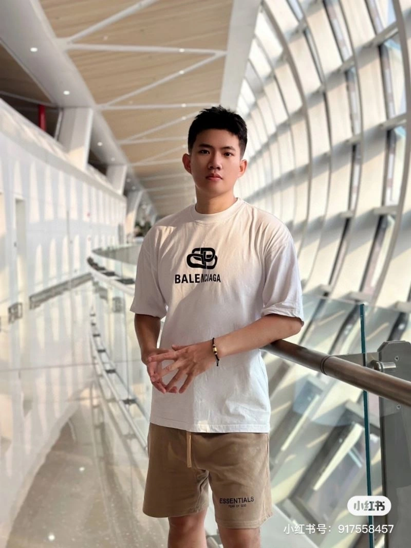 Durable Balenciaga T-Shirts 98046