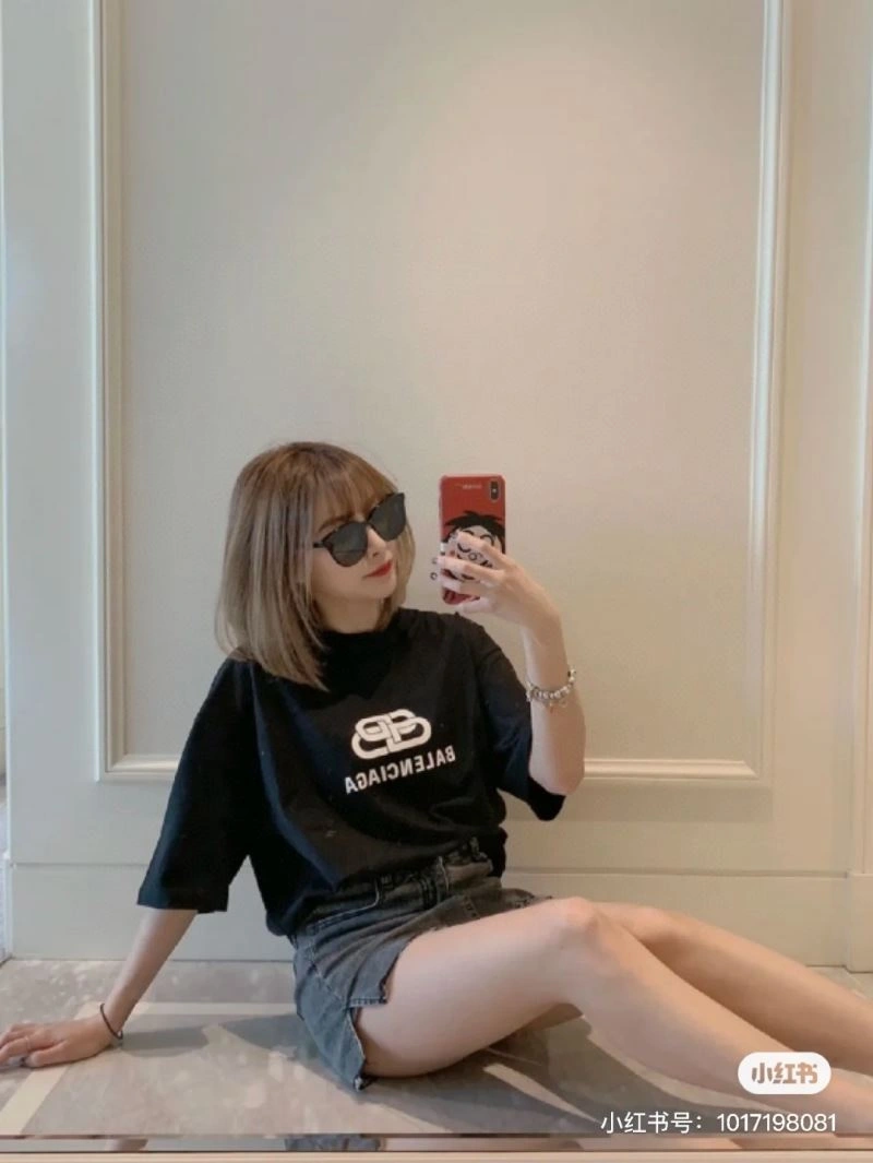 Durable Balenciaga T-Shirts 98046