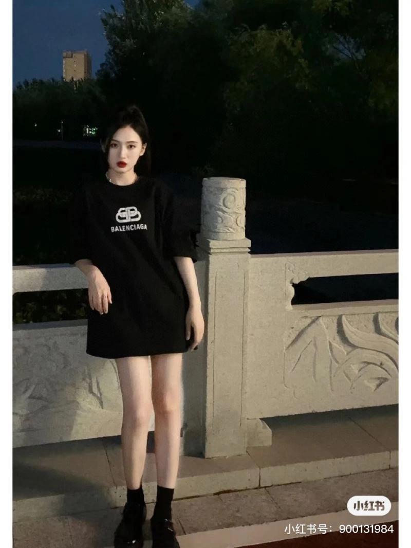 Durable Balenciaga T-Shirts 98046